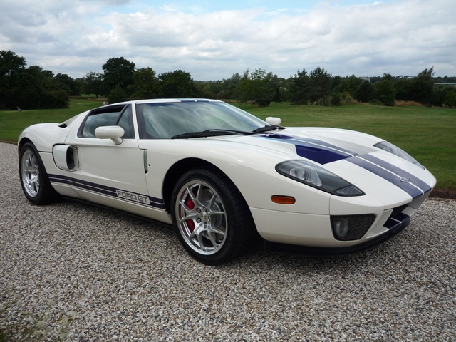 Ford GT